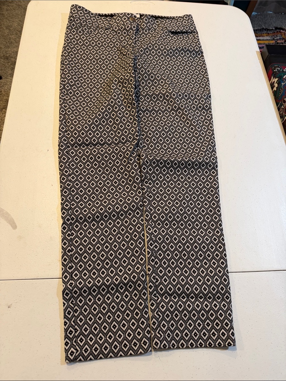 #602. Dress pants.. size 12